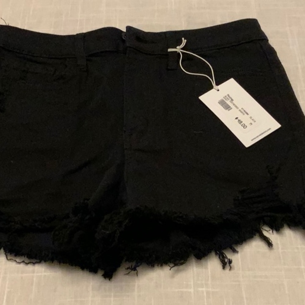 New Vervet Black Distressed Shorts Size M